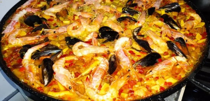 Paella mixta